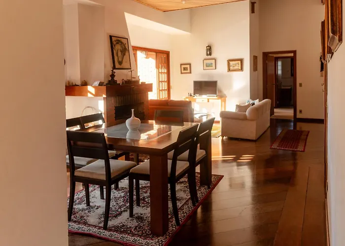 Amplo Apartamento Familiar Em Vila Capivari E Wifi