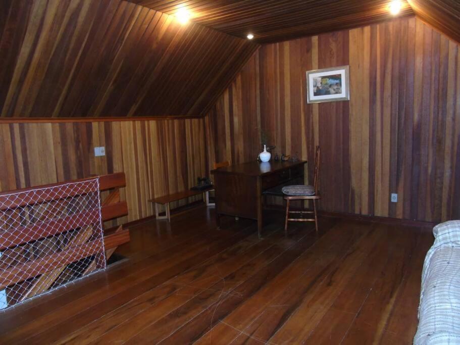 Apartamento Amplo Apartamento Familiar Em Vila Capivari E Wifi