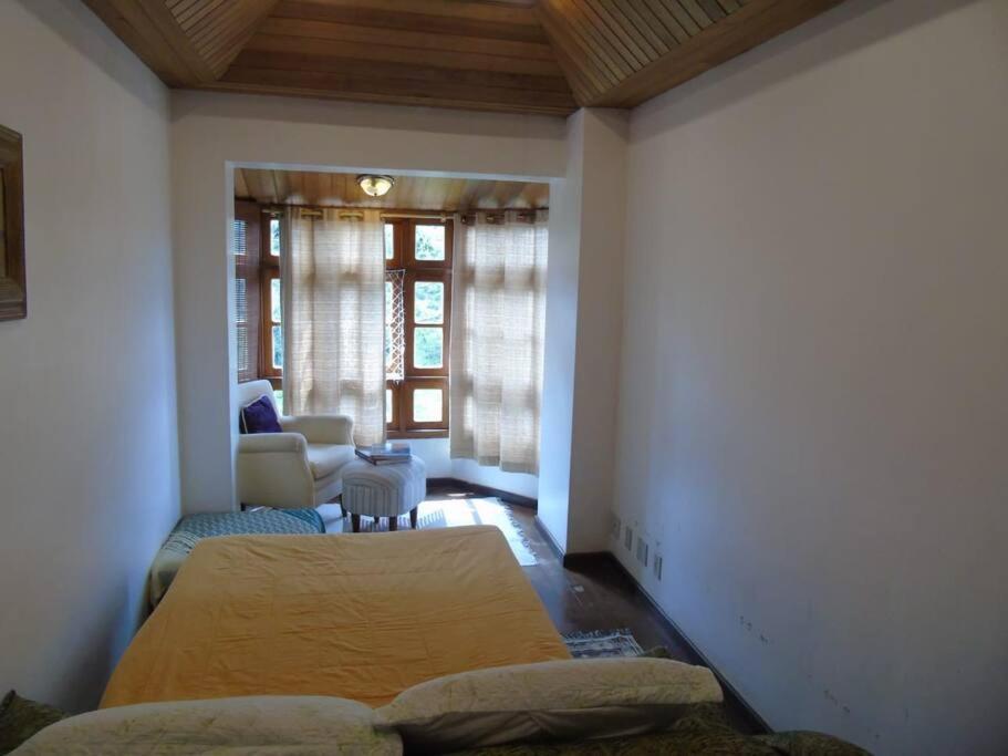 Amplo Apartamento Familiar Em Vila Capivari E Wifi * Campos do Jordão