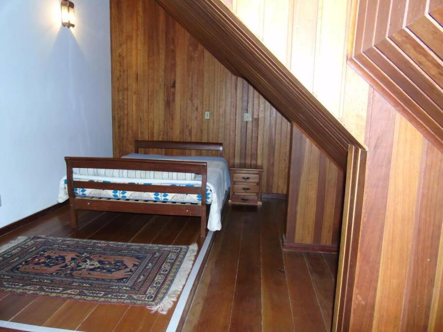 Apartamento Amplo Apartamento Familiar Em Vila Capivari E Wifi *