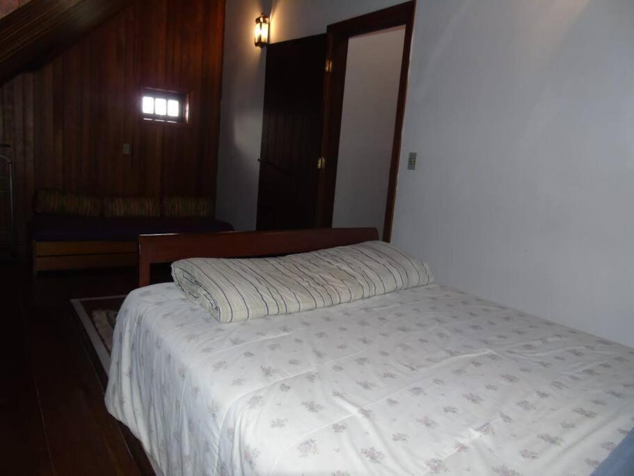 Amplo Apartamento Familiar Em Vila Capivari E Wifi Campos do Jordão