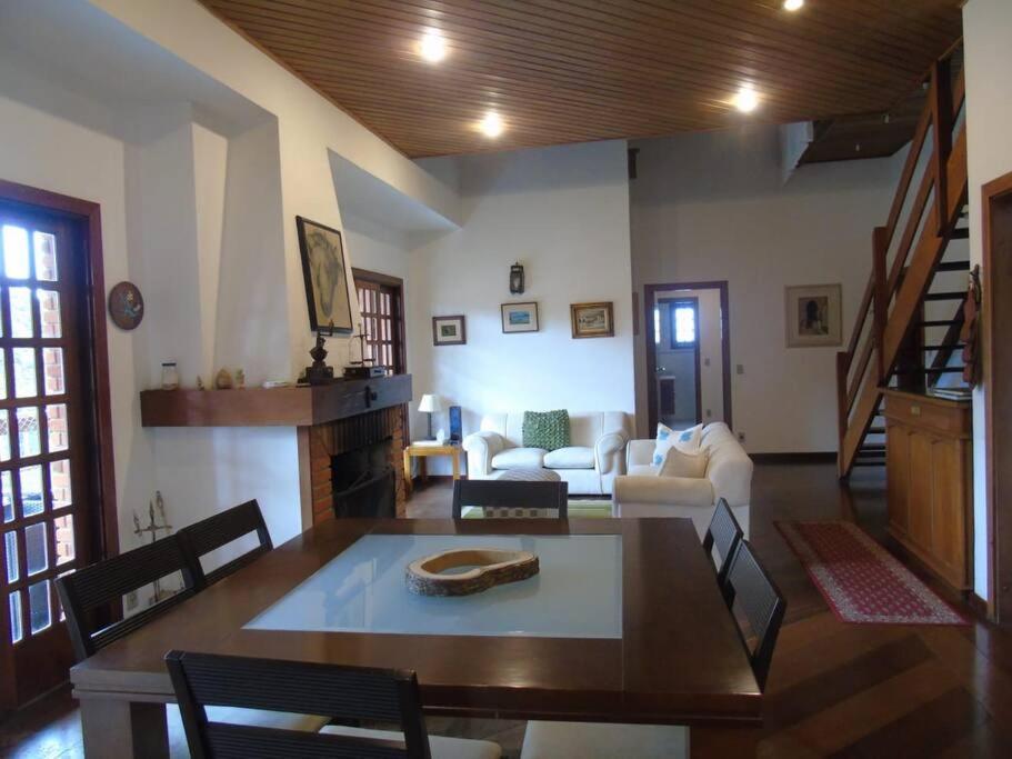 Apartamento Amplo Apartamento Familiar Em Vila Capivari E Wifi Campos do Jordão