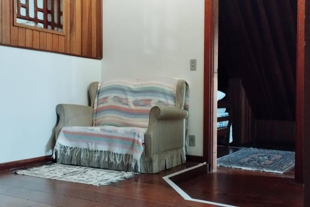 Amplo Apartamento Familiar Em Vila Capivari E Wifi *