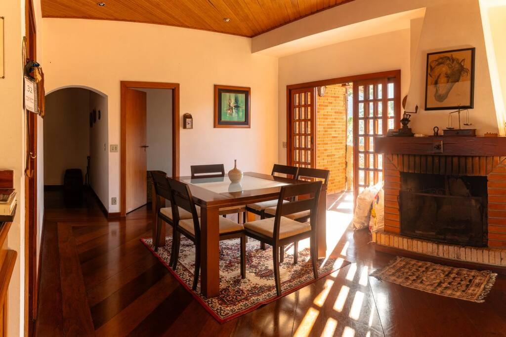 Apartamento Amplo Apartamento Familiar Em Vila Capivari E Wifi Campos do Jordão