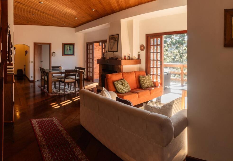 Amplo Apartamento Familiar Em Vila Capivari E Wifi *