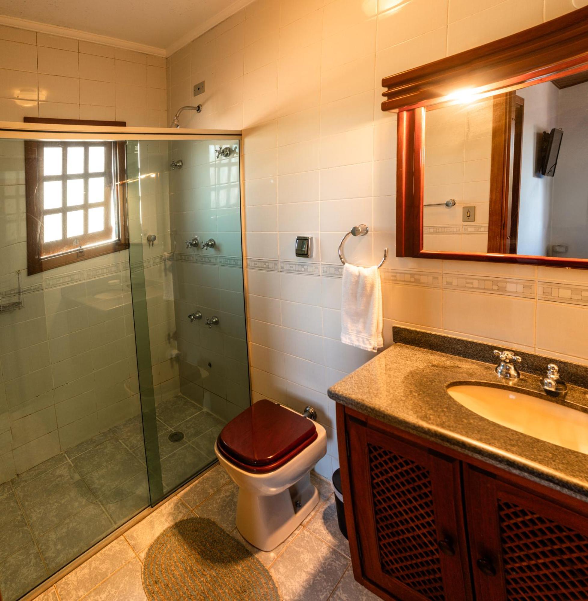 Amplo Apartamento Familiar Em Vila Capivari E Wifi